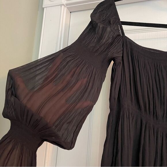 Elegant Black Women's Top - Picture 4 of 9